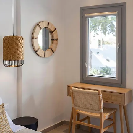 Paranthos Island Living Apart-hotel 3*