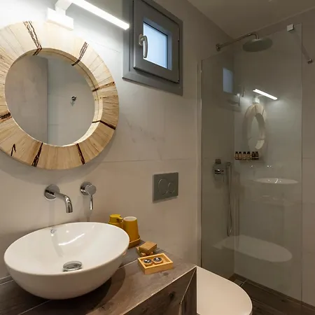 Paranthos Island Living Apart-hotel