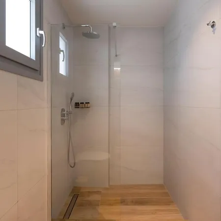 Paranthos Island Living 3*