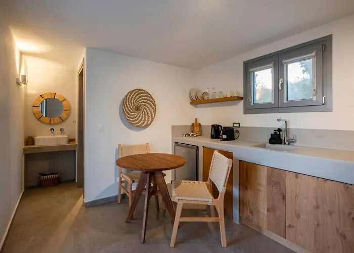 Paranthos Island Living 3*