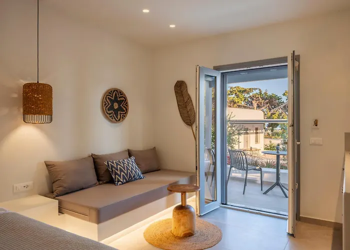 Paranthos Island Living Apartahotel Chrisi Akti (Paros)