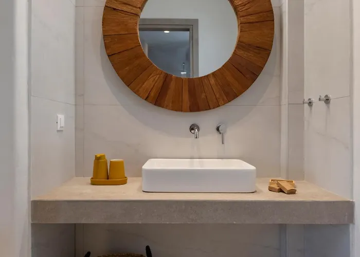 Paranthos Island Living Apartahotel