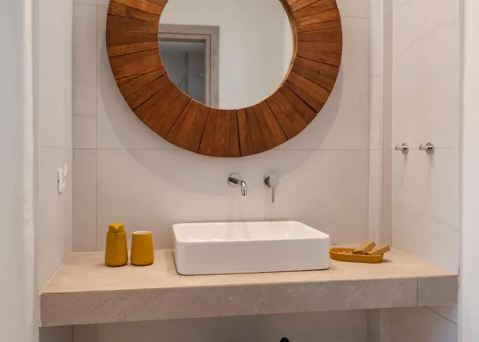 Apartahotel Paranthos Island Living