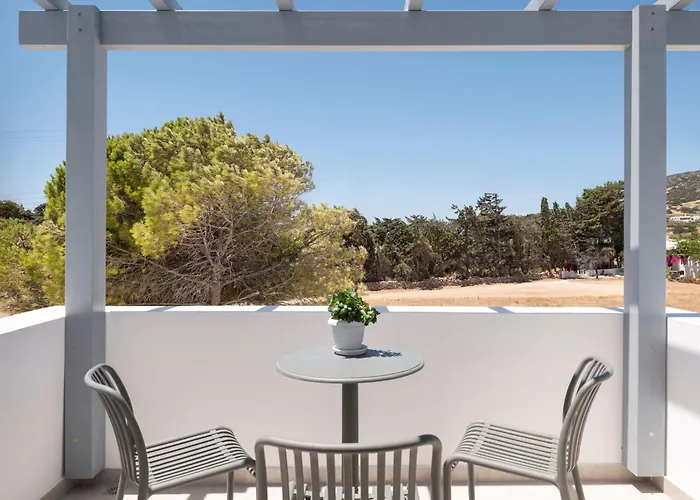 Paranthos Island Living Apartahotel