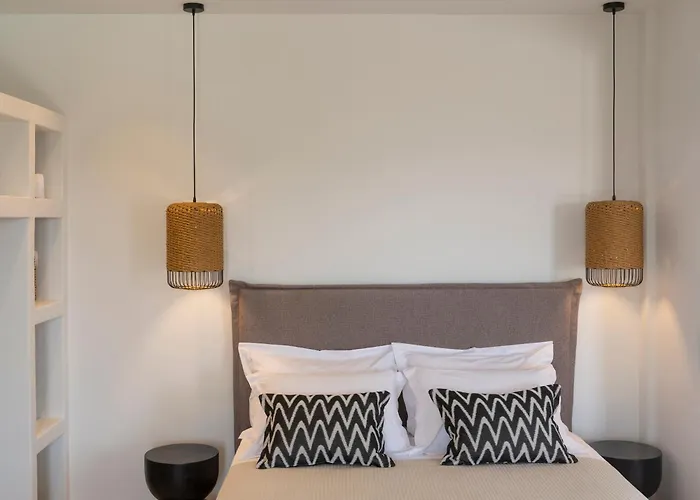 Apartahotel Paranthos Island Living