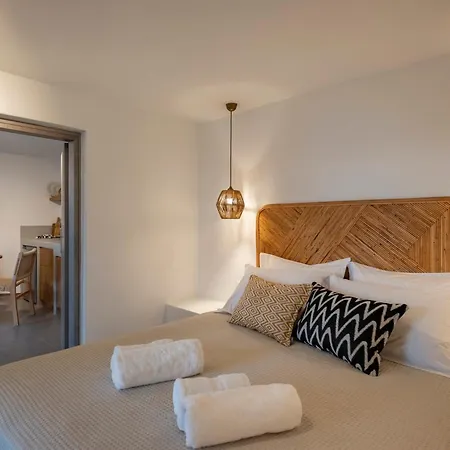 Paranthos Island Living 3*