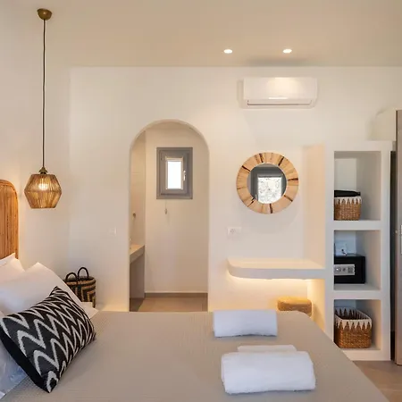 Paranthos Island Living 4*