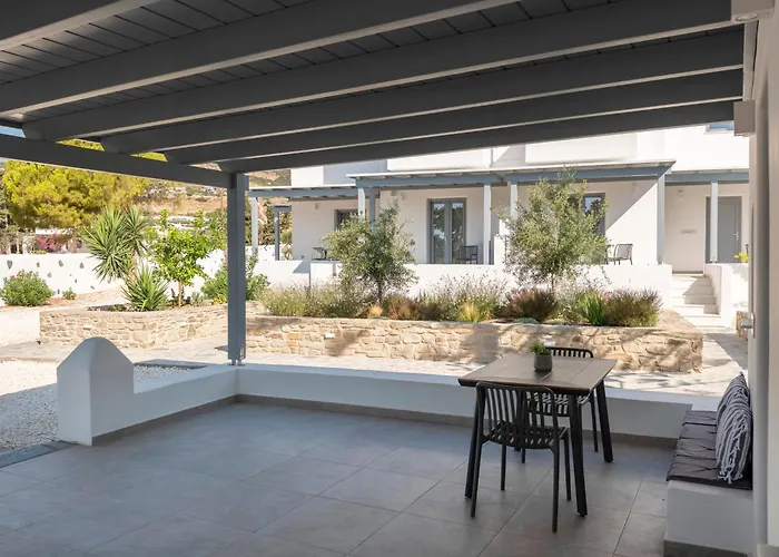 Paranthos Island Living חריסי אקטי