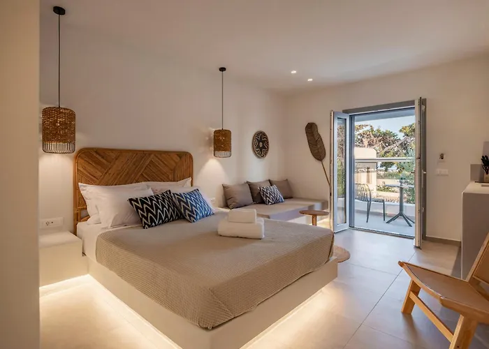 מלון דירות Paranthos Island Living חריסי אקטי