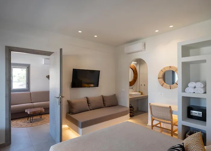 Paranthos Island Living חריסי אקטי