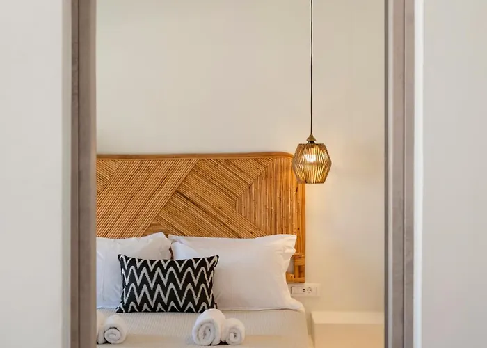 Paranthos Island Living חריסי אקטי